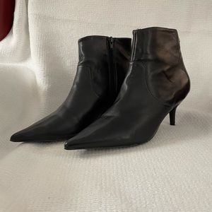 Steve Madden black leather Dress Bootie